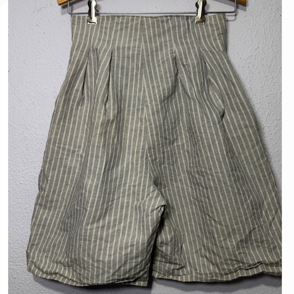 Bovati Italy Grey White Striped High Waisted Pleated Shorts Womens Size M Linen‎